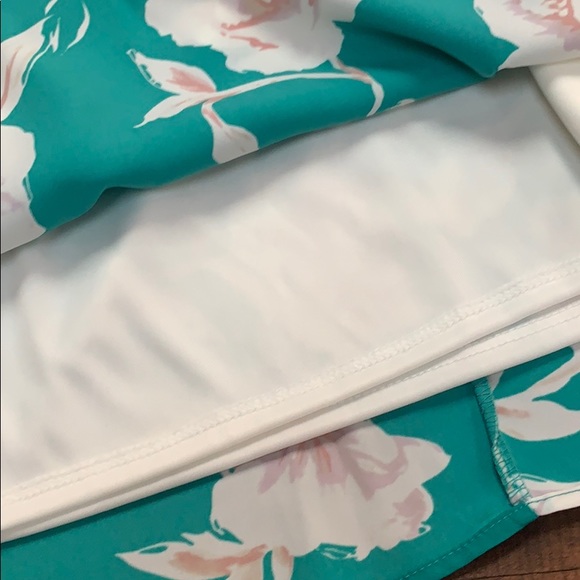 Renee C. Green Floral Dress - Picture 4 of 4